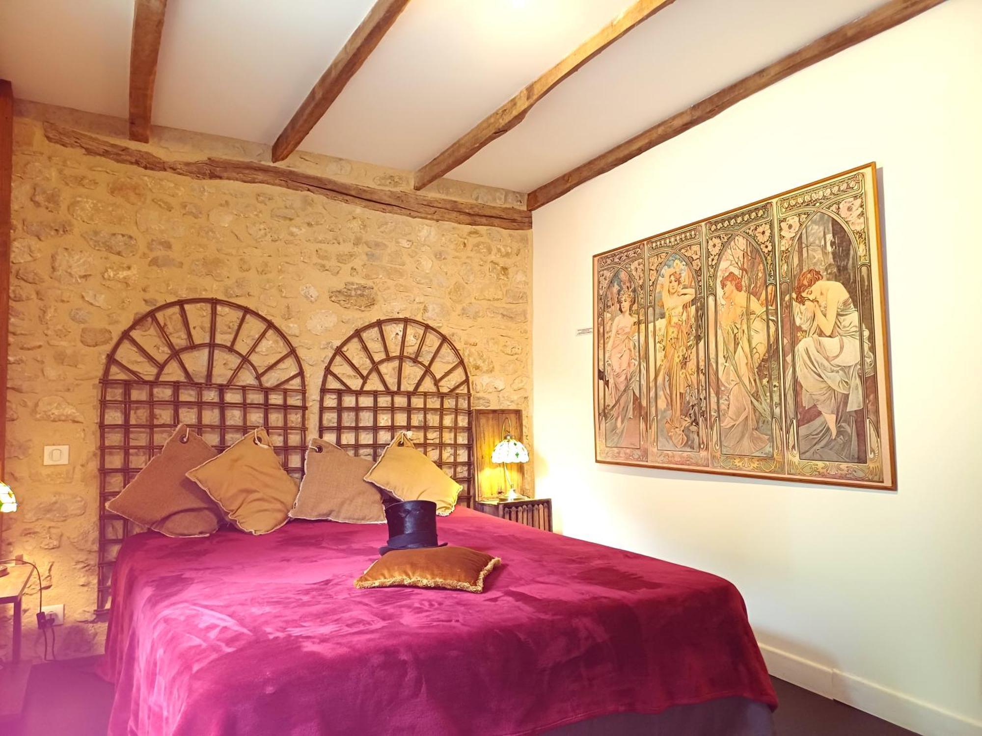 Au Pied Du Chateau - 5 A 11 Personnes - Baignade-Canoe-Piste Cyclable A 100 M Castelnaud La Chapelle Exterior foto